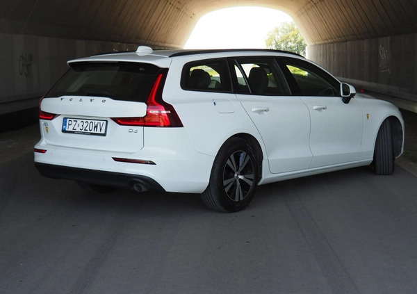 Volvo V60 cena 91900 przebieg: 75000, rok produkcji 2019 z Poznań małe 704